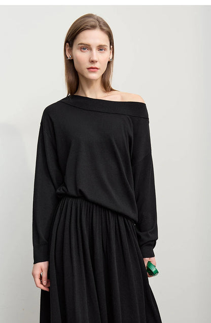Schwarzer Wollstrick-Pullover mit Off-Shoulder-Schulterlinie und A-Linien-Rock, Langarm