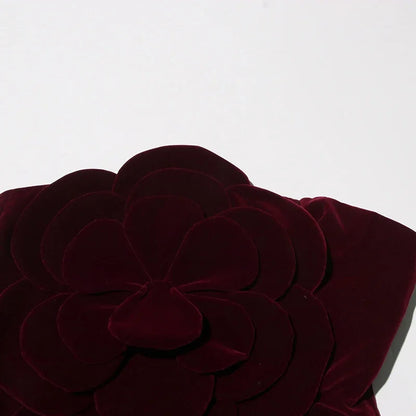 Elegantes Damenkleid mit Rundhalsausschnitt, kurzen Ärmeln und Patchwork-Design mit Quasten und Falten.
