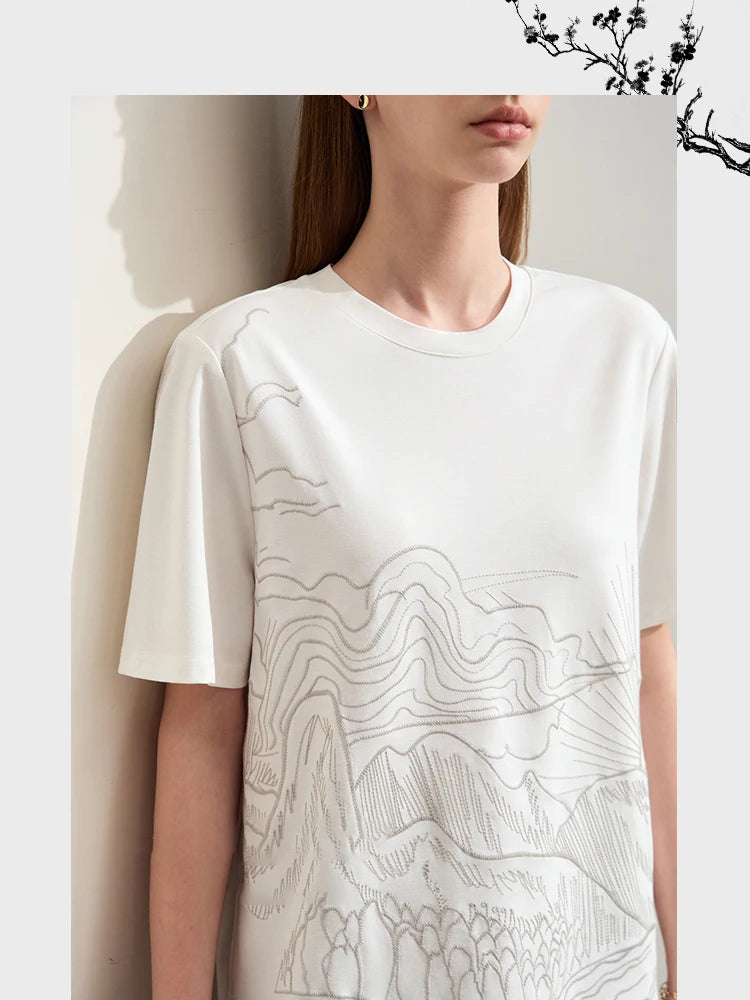 Damen T-Shirt mit minimalistischer Stickerei im lässigen Stil für den Sommer
