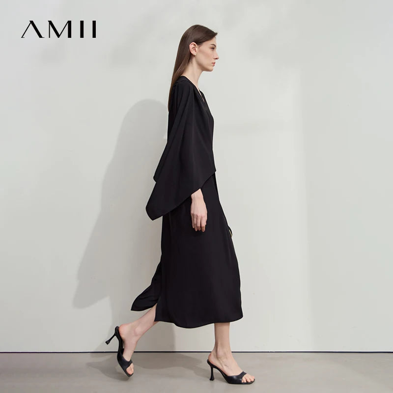 Traumhaftes Sommerkleid Mit Asymmetrischem Schnitt Für Frau