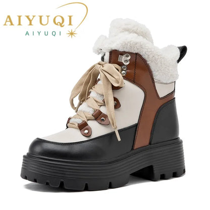 Damen-Snowboots, braun-schwarz, gefütterter Fellkragen, Schnürung und Plateauprofil