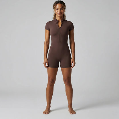 Damen-Yoga-Jumpsuit mit kurzem Reißverschluss, dunkelbrauner Einteiler mit kurzem Bein