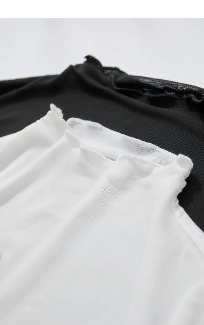 Damen T-Shirt aus gedrucktem Mesh mit slim-fit Halb Stehkragen