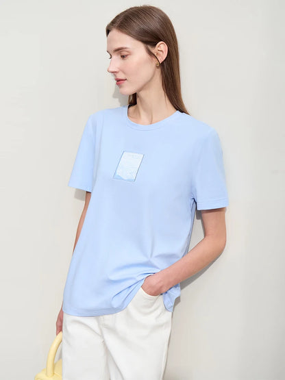 Damen T-Shirt aus Baumwolle mit lässigem O-Ausschnitt und modischer Stickerei