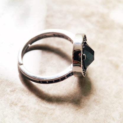 Damen-Ring Luna schwarz Solitär glamourös aus Sterlingsilber