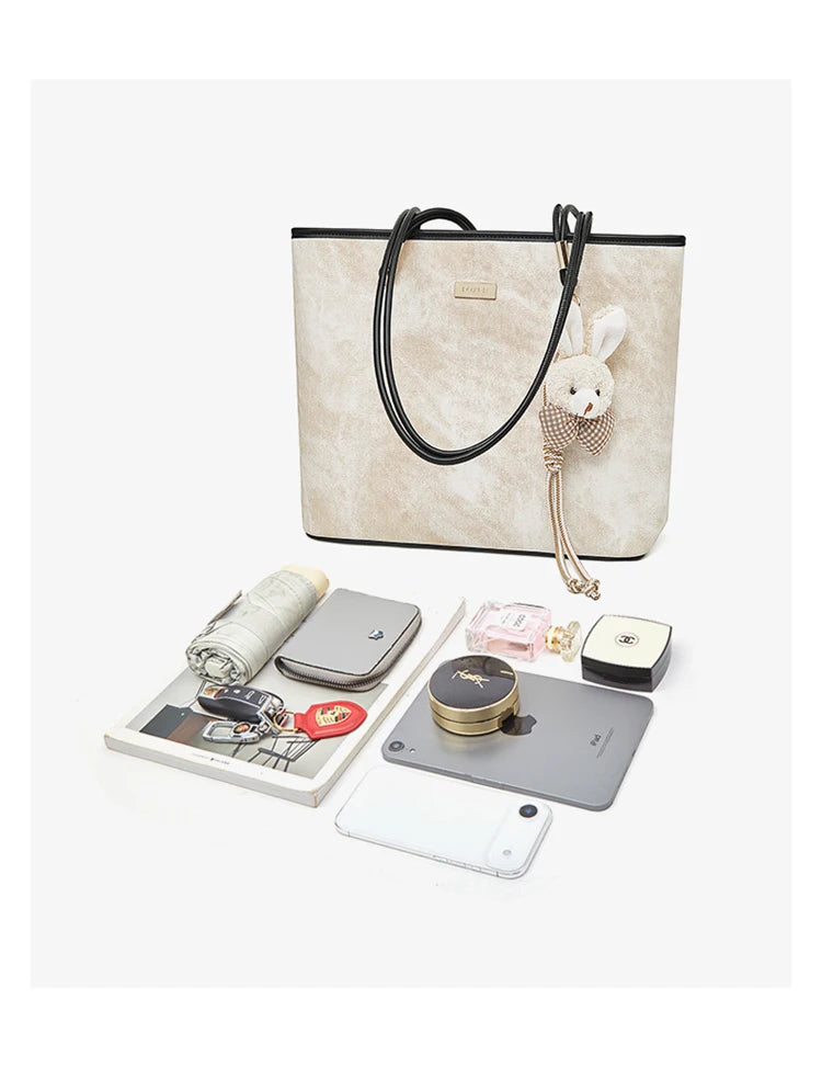 Damen Schultertasche Aus PVC-Leder Mit Reißverschluss Und Anhänger