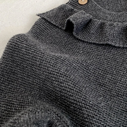 Baby Strampler aus Strick mit Rüschen für Jungen und Mädchen