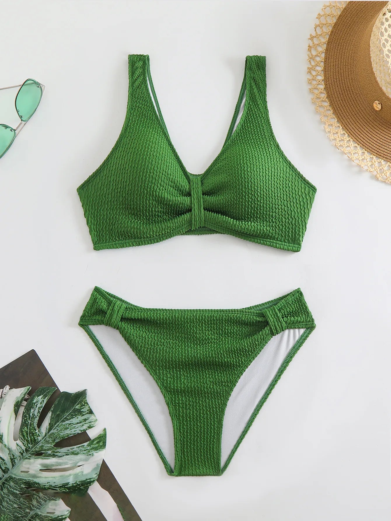 Braunes Bikini-Set mit Push-up-Effekt – verführerische Bademode für Strand und Pool