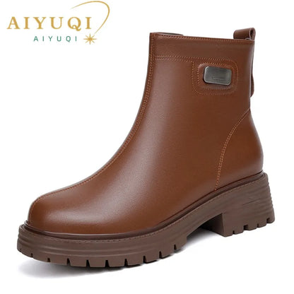 AIYUQI Damen-Knöchelstiefel aus braunem Leder mit flauschigem Innenfutter und Profilsohle