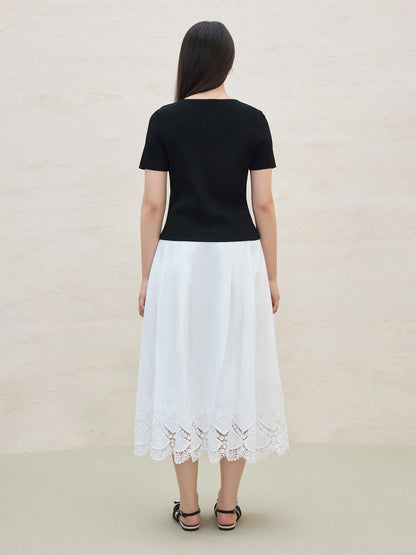 Damen-Spitzenbluse mit Samtfutter im sanften Stil – Winterliches schwarzes Spitzen-Shirt für Büro-Looks