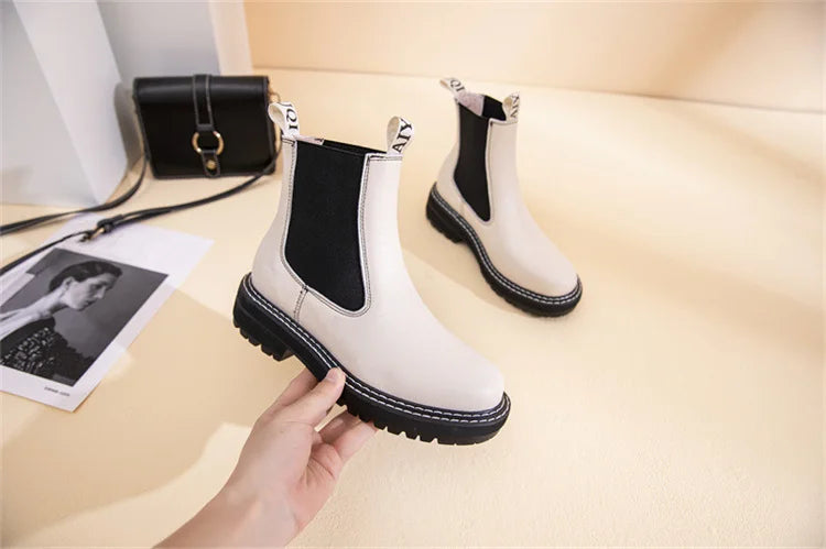 Women Winter Boots Sued Genuine Leather  New Fashion British Style Women Chelsea Boots Large Size 41　42　43 Female Ankle Boots