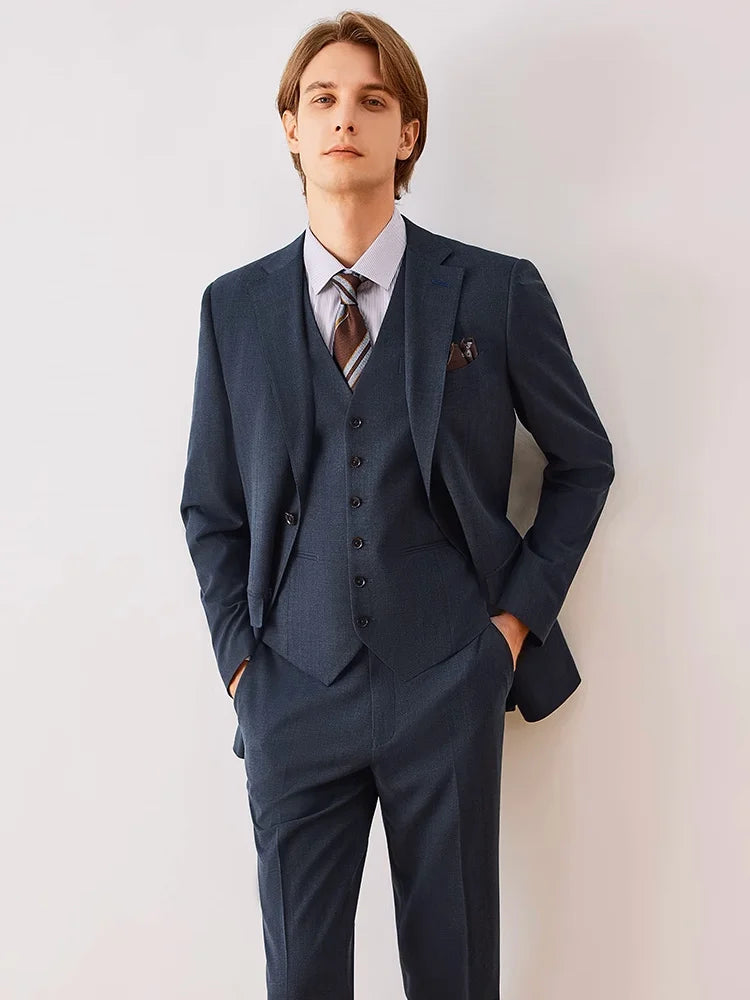 Schlanker Herrenblazer aus Wollmischung mit braunem Karomuster und Taschen – ideal für Business und Hochzeiten