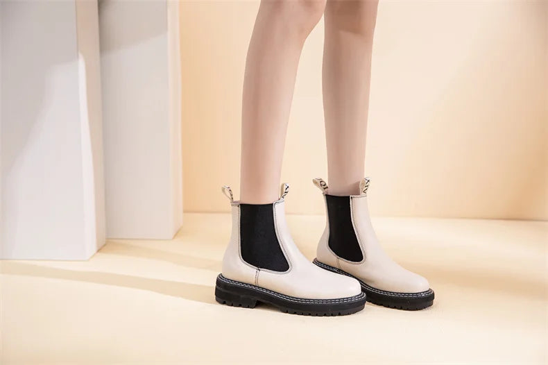 Women Winter Boots Sued Genuine Leather  New Fashion British Style Women Chelsea Boots Large Size 41　42　43 Female Ankle Boots