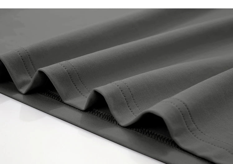 Damen T-Shirt im minimalistischen Stil mit lässigem O-Ausschnitt und kurzen Ärmeln
