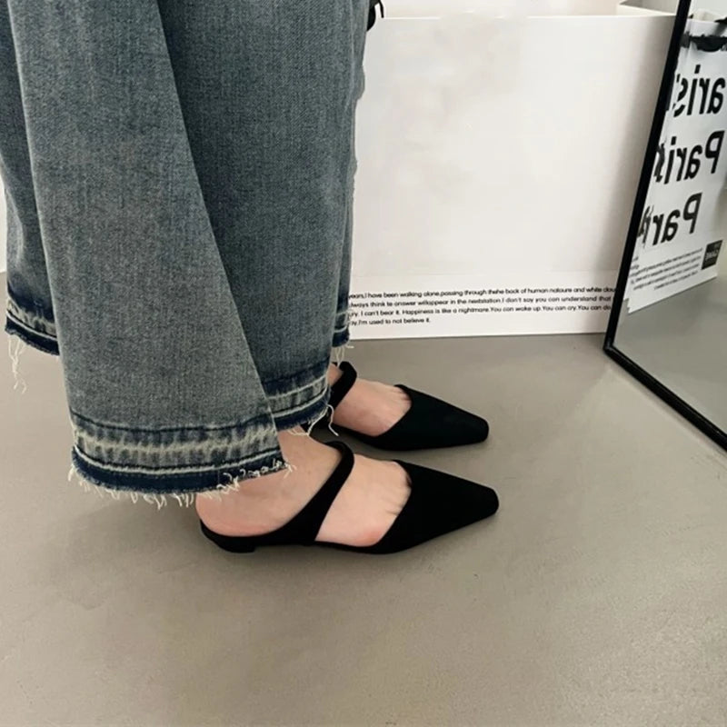 AIYUQI Frauen Maultiere 2025, Frühjahr Neue Closed Toe Frauen Maultiere Spitz Halbe hausschuhe Für Frauen Niedrigen absätzen Mode weibliche Hausschuhe