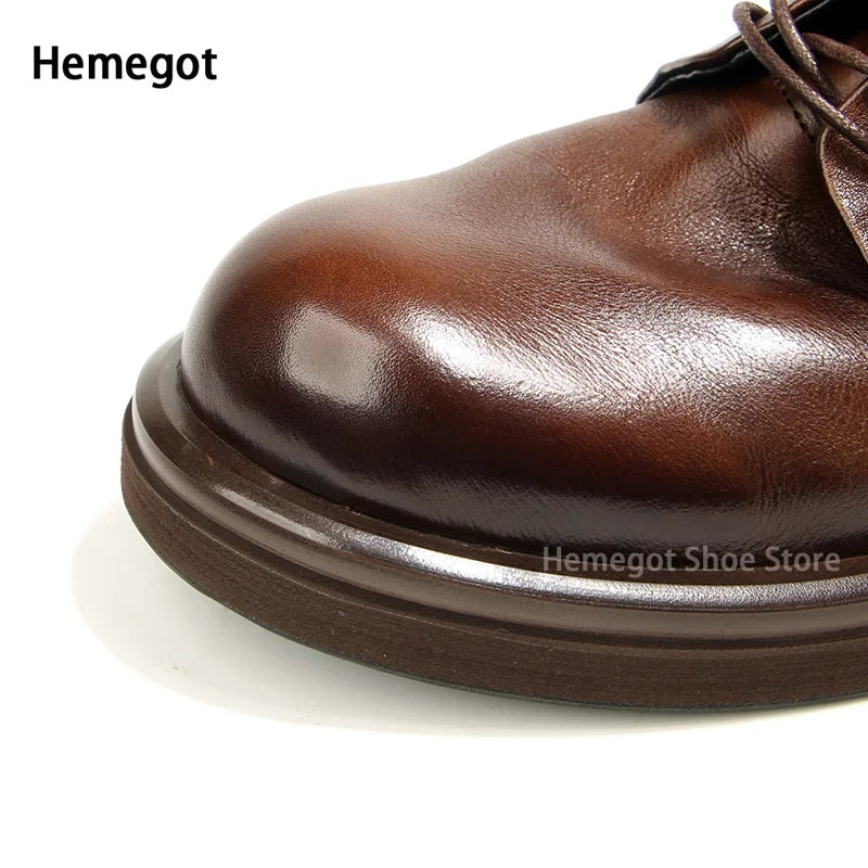 Herren Lederschuh mit runder Kappe, dicke Sohle, braun, Schnürung