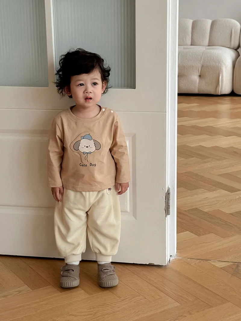 Mädchen T-Shirt im koreanischen Stil mit niedlichem Cartoon-Hundedesign