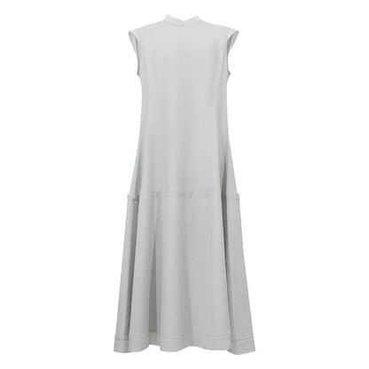 Weißes ärmelloses Damen-Midikleid mit Stehkragen und weitem Rock