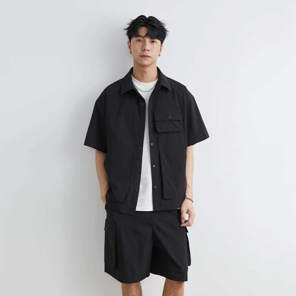Männer Sommer Set mit losem Kurzarm Cargo-Shirt und Shorts im Casual-Stil