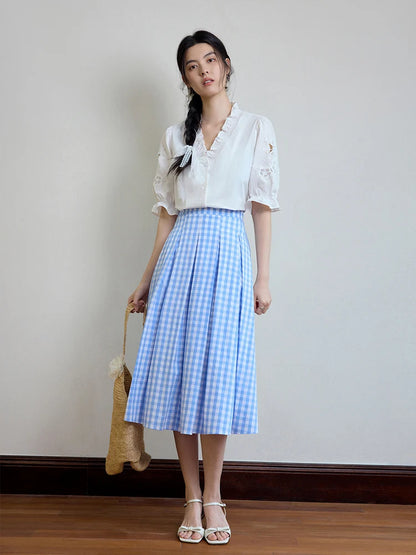 Elegantes, kurzärmeliges Damen-Shirt mit geradem Schnitt und schmaler Passform – vielseitig kombinierbar für den Sommer.