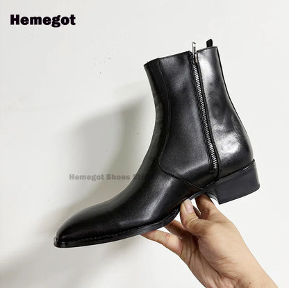 Schwarzer Chelsea-Boot mit seitlichem Reißverschluss und Blockabsatz