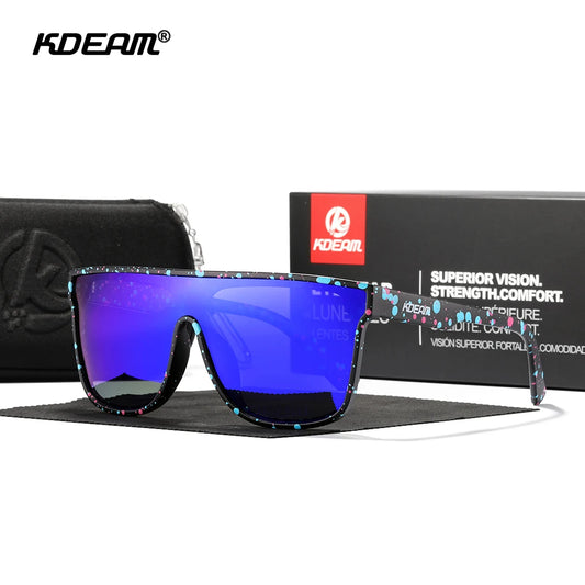 Sport-Sonnenbrille mit blau-violett gespiegelten Gläsern und dunklem Gestell