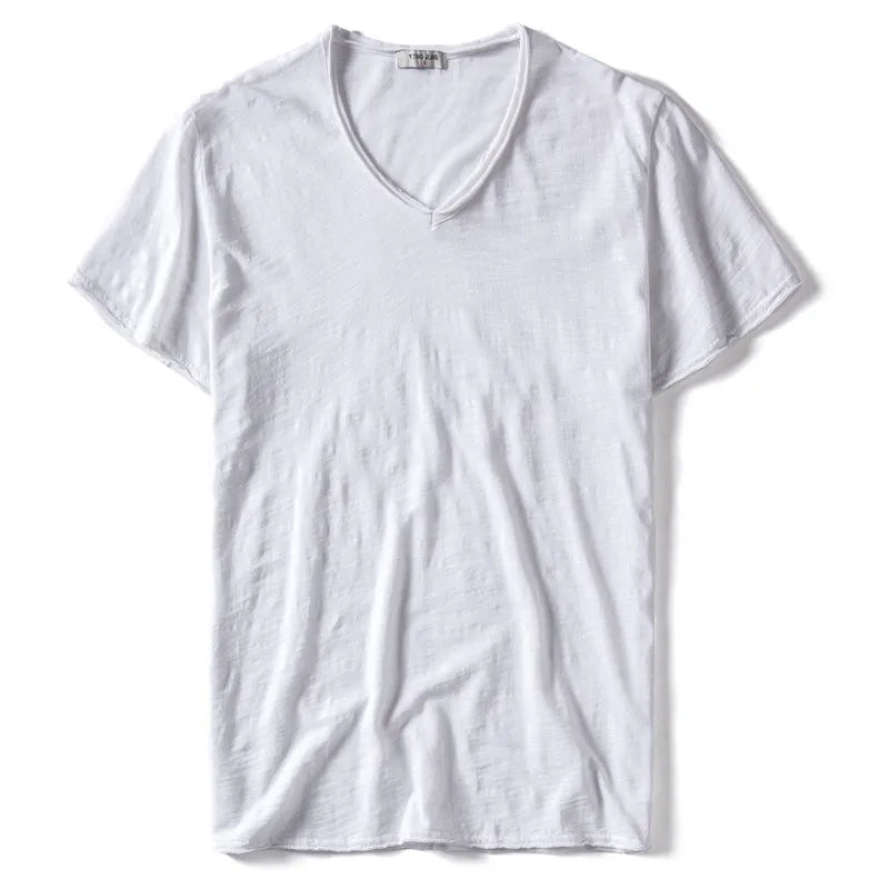 Herren-T-Shirt aus Baumwolle mit V-Ausschnitt, weiß