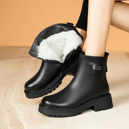 AIYUQI Damen-Knöchelstiefel aus schwarzem Leder mit weißem Wollfutter und Profilsohle