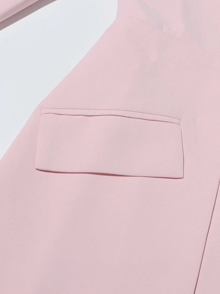 Ärmelloses Damen-Spitzenkleid mit Rundhalsausschnitt und Patchwork-Design – figurbetont und mit Hohldetails.