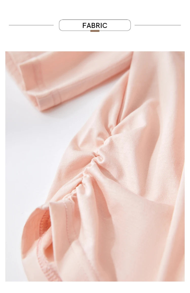 Damen T-Shirt im minimalistischen Stil aus leichtem elastischen Baumwollstoff