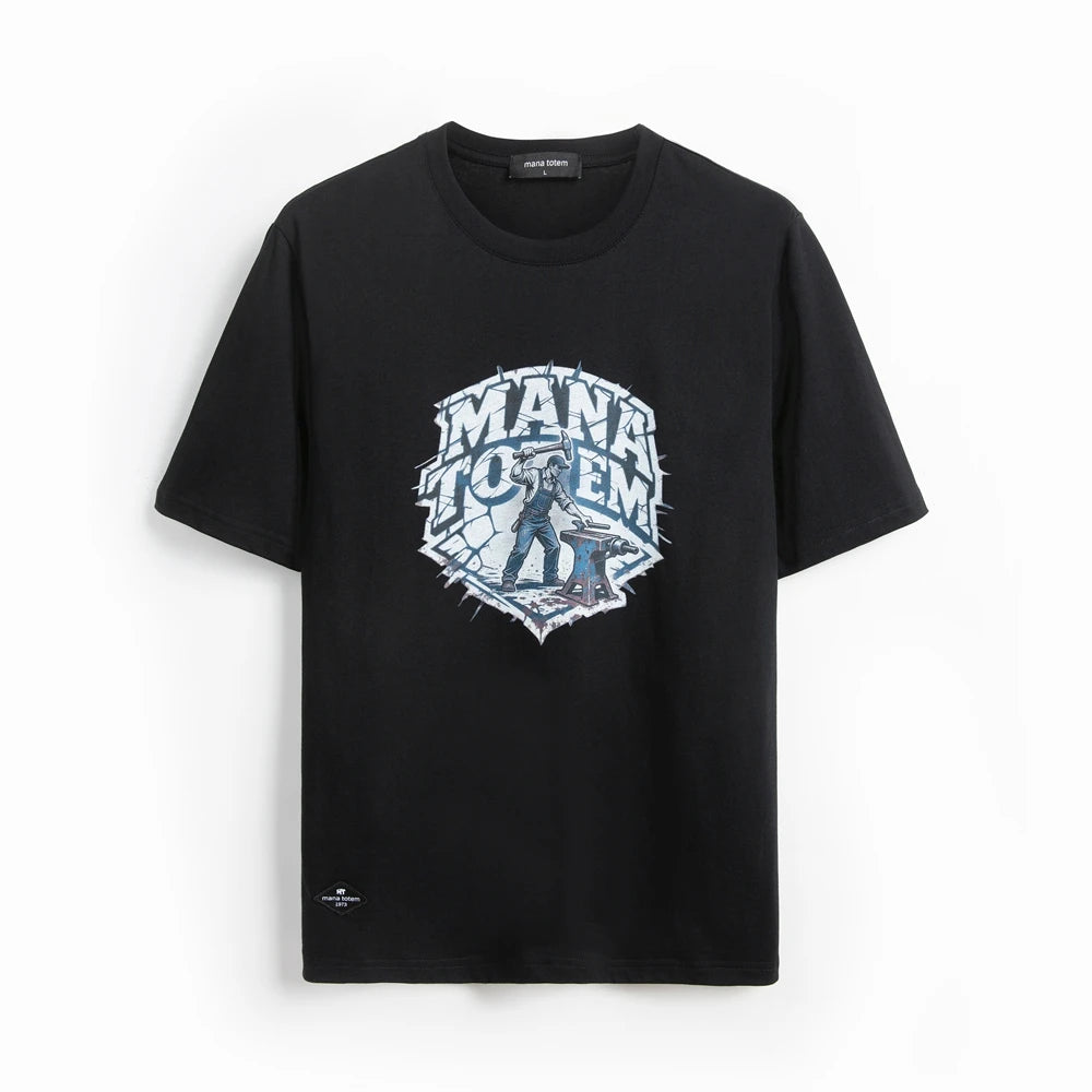 Hautfreundliches Herren T Shirt Mit Worker Motiv Aus Hochwertiger Baumwolle