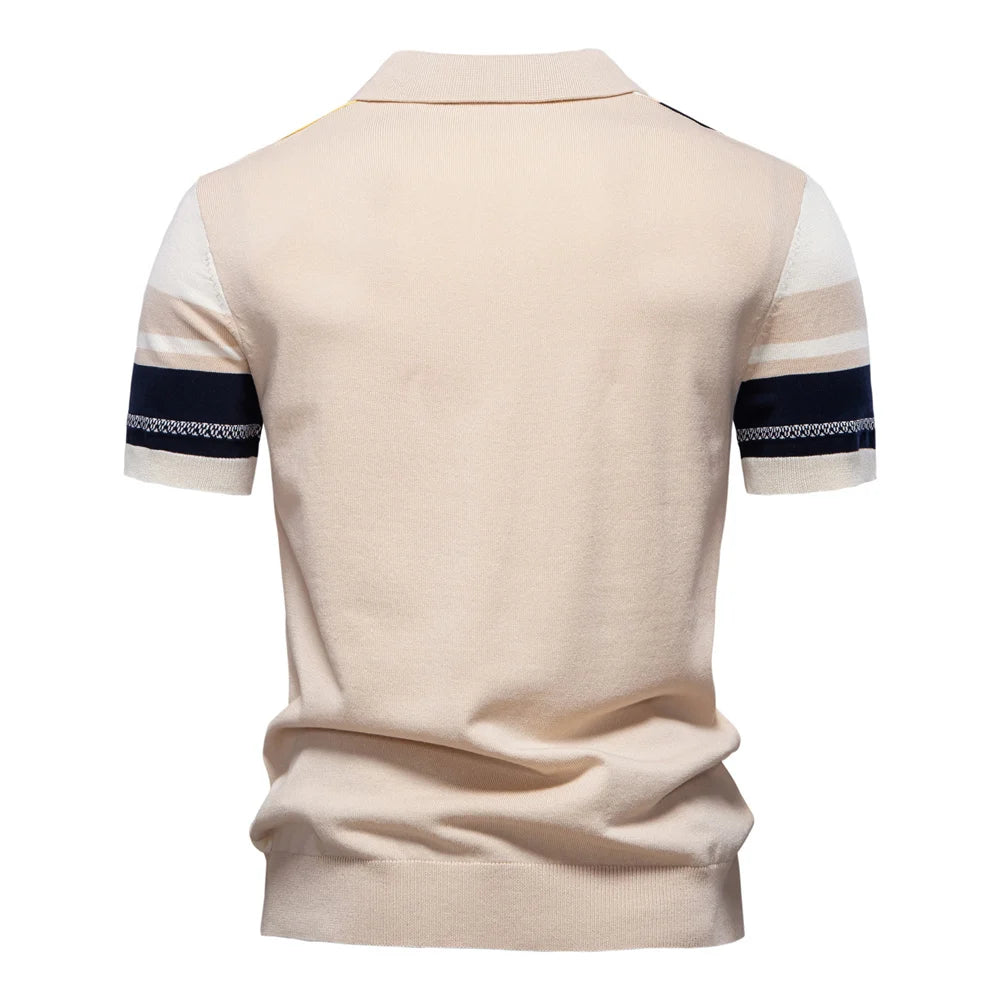 Herrenpoloshirt Rückansicht in Beige mit dunkelblauen und gelben Seitenstreifen
