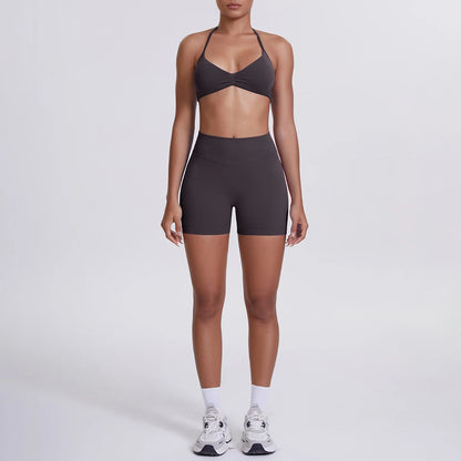 Nahtloses Yogaset für Frauen in dunkelbraun: High-Waist Shorts & Sport-BH