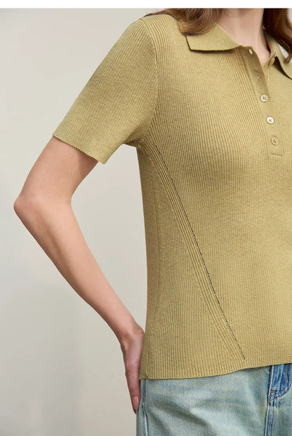 Kurzarm-Strickpullover mit Polokragen und Knopfleiste, halbgeschlossen, olivgelb, Detailansicht