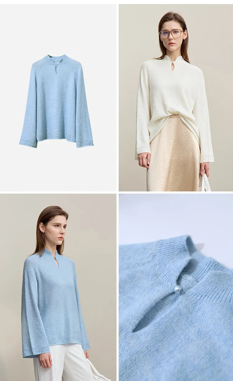 Himmelblauer Damenpullover mit Stehkragen, lockerer Passform und Cut-out am Ausschnitt