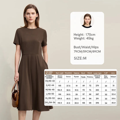 Elegantes Damenkleid Mit Taschen Aus Chiffon Tailliert Für Berufstätige