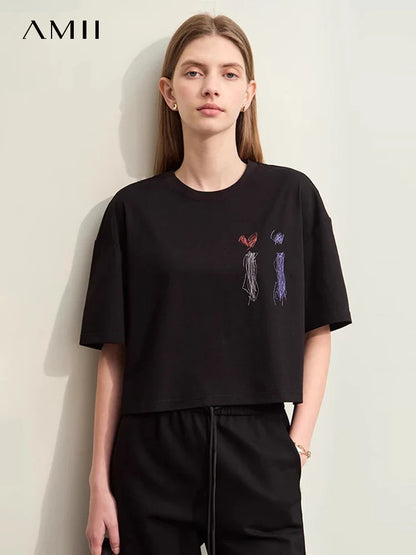 Leichtes T-Shirt mit Stickerei