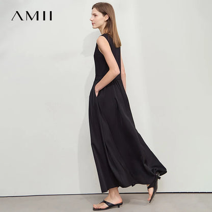 Taillenbetontes Damenkleid aus Baumwolle, ärmellos, schwarz, fließender A-Linien-Rock