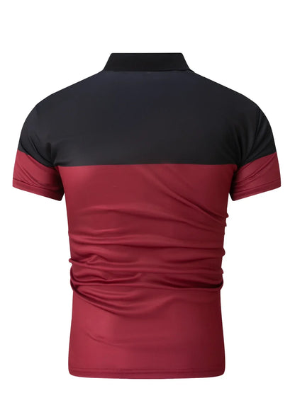 Lässiges Herren-Poloshirt mit digitalem Farbpatch-Druck und Reißverschluss am Kragen – ideal für den Sommer.