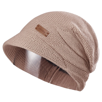 Strickmütze mit Visier und Fleecefutter