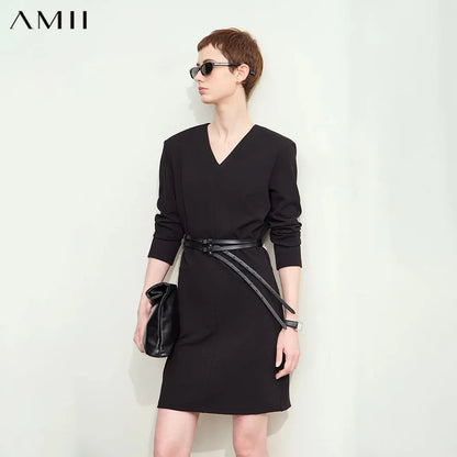 Elegantes Damen Langarm Kleid Mit Schulterpolster Für Das Büro