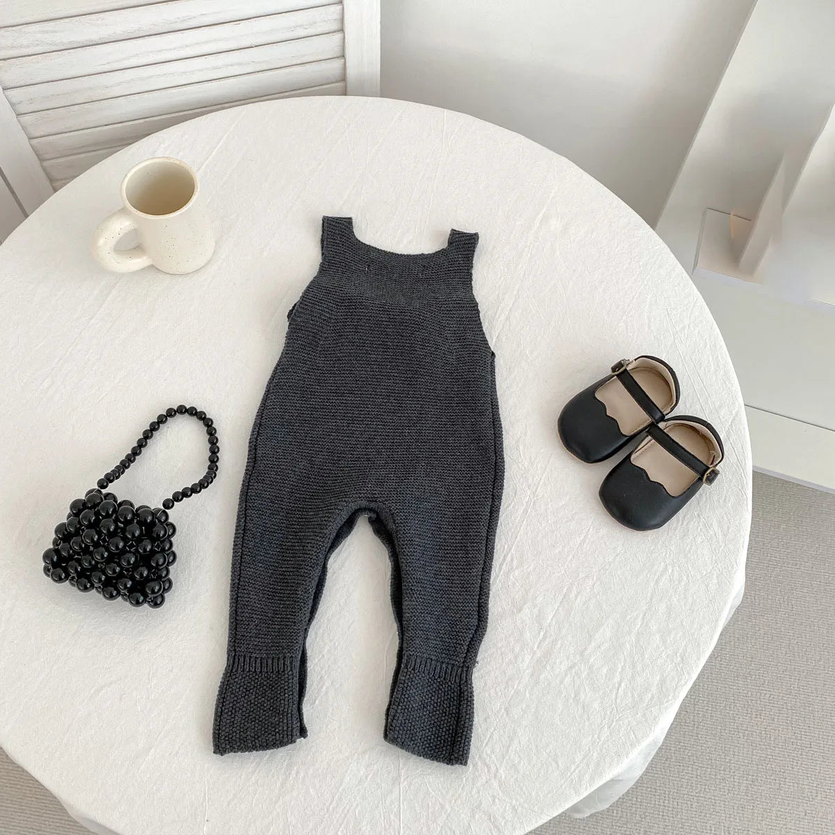 Baby Strampler aus Strick mit Rüschen für Jungen und Mädchen