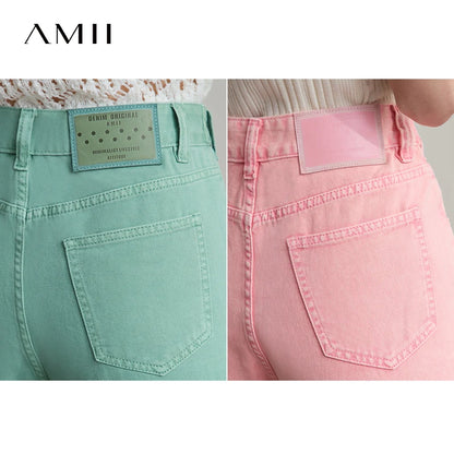Damenjeans im minimalistischen Retro-Stil mit geradem Bein aus Baumwolle