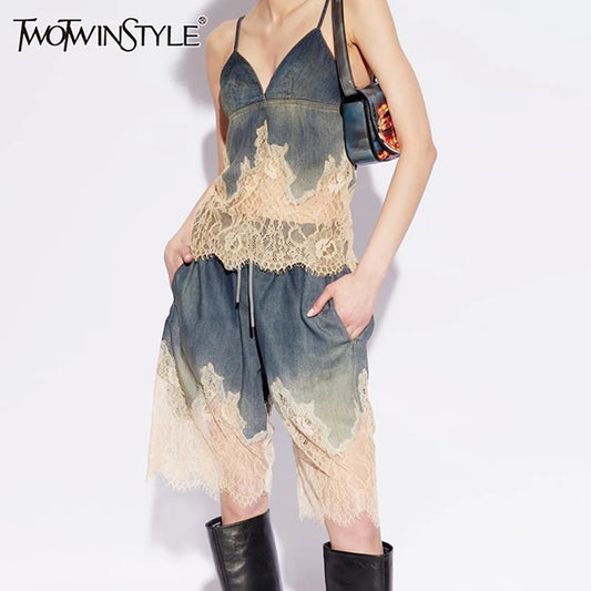 Ärmelloses Damen-Midikleid mit Rundhalsausschnitt und Patchwork-Falten im Colorblock-Design – figurbetont und stilvoll.