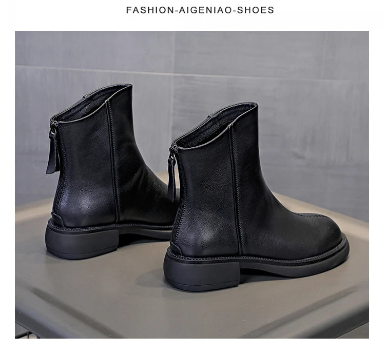 Schwarze Damen-Kurzstiefel mit breiter Sohle, Blockabsatz und seitlichen Bindebändern