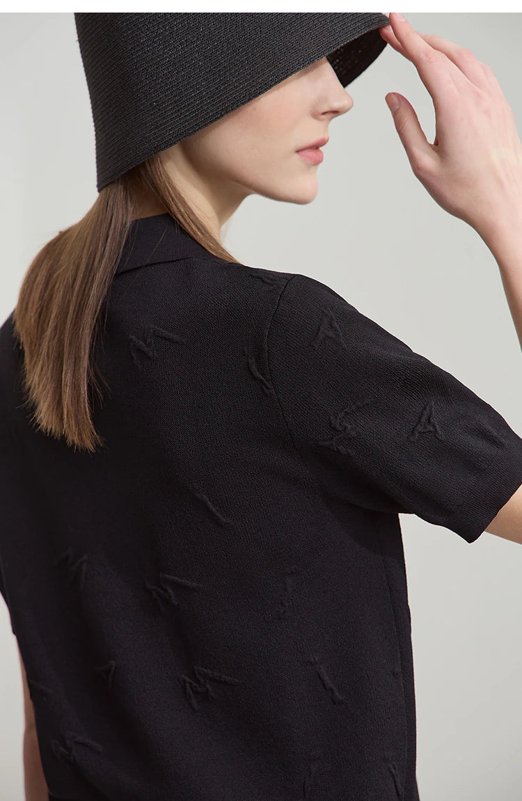 Schwarzer Damen-Strickpullover mit Polo-Kragen und kurzer Knopfleiste, Jacquard-Details