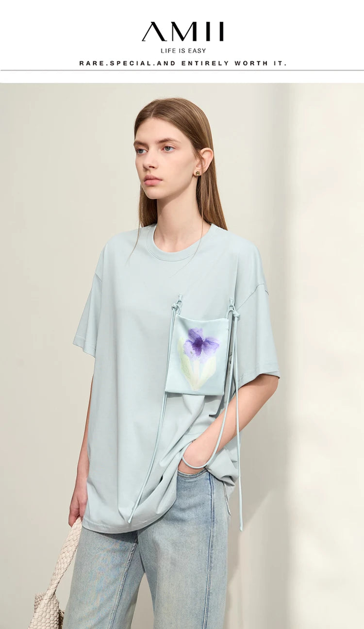 Damen T-Shirt im Minimalismus-Stil mit Taschen und elastischem O-Neck