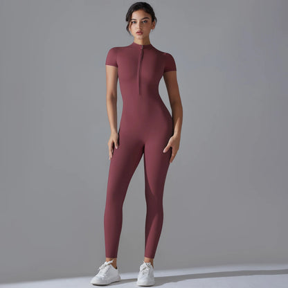 Burgunderfarbener Damen-Sport-Bodysuit, hoher Kragen, Reißverschluss vorn, langbeinig