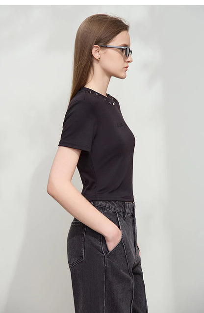 Damen Kurzarm T-Shirt im minimalistischen Design für den Sommer 2025