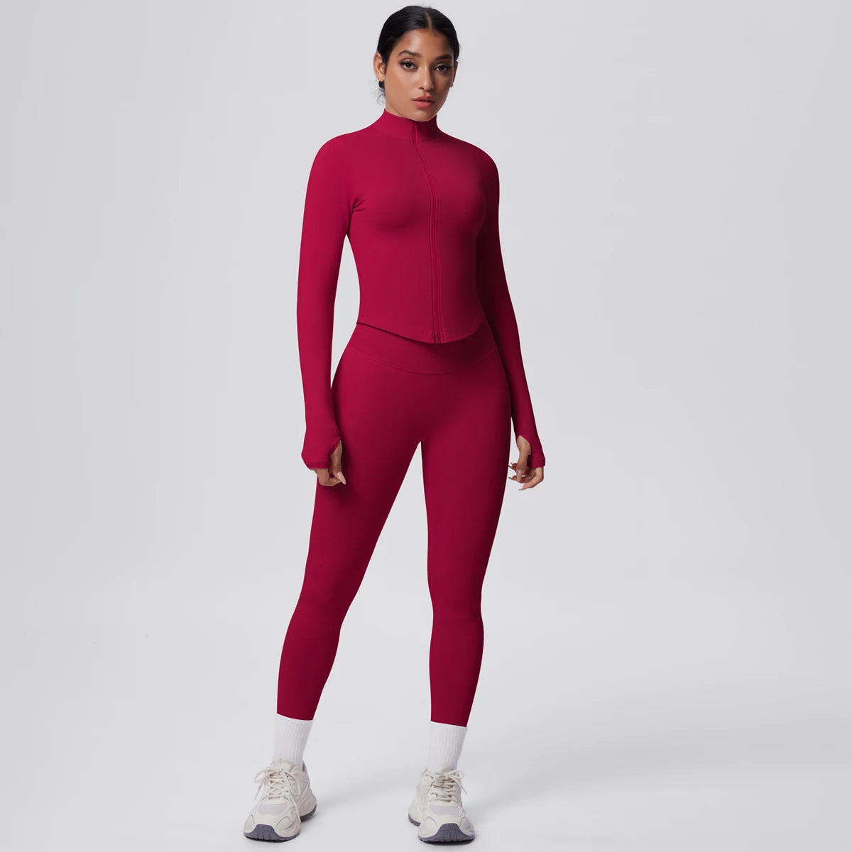 Yoga-Set in Dunkelrot mit Reißverschluss-Optik: langärmeliges Oberteil und Leggings